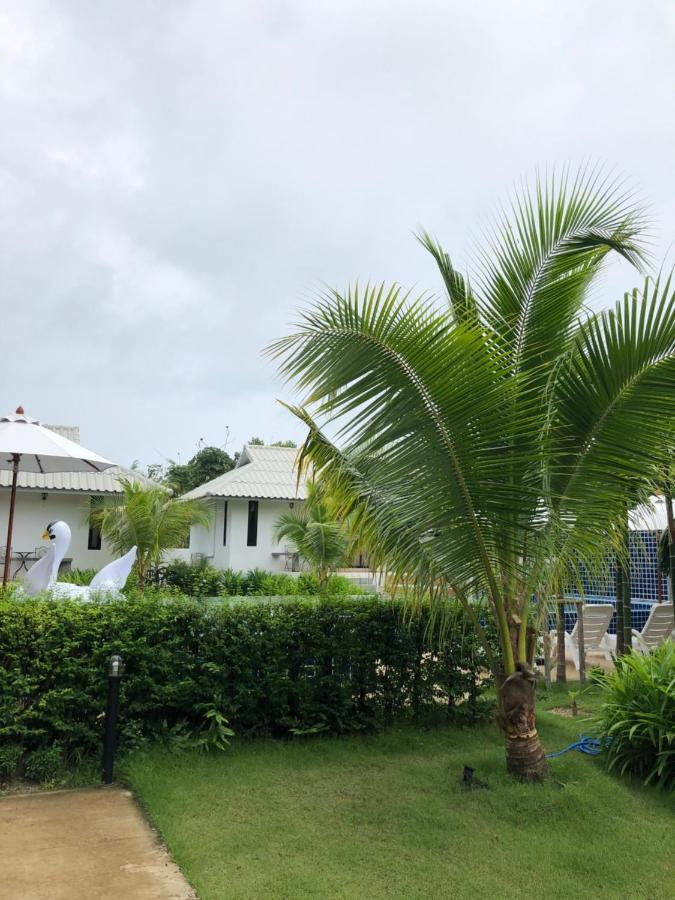 Bulan Villa Rayong Exterior foto